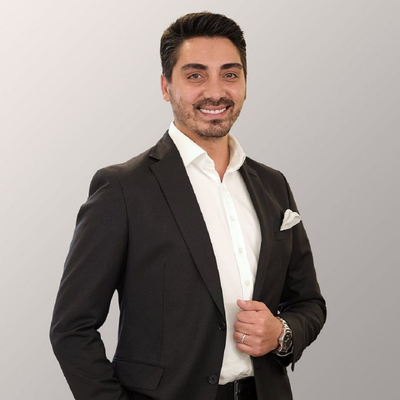 Slider image (1) Dr. Kemal Uslu Clinic